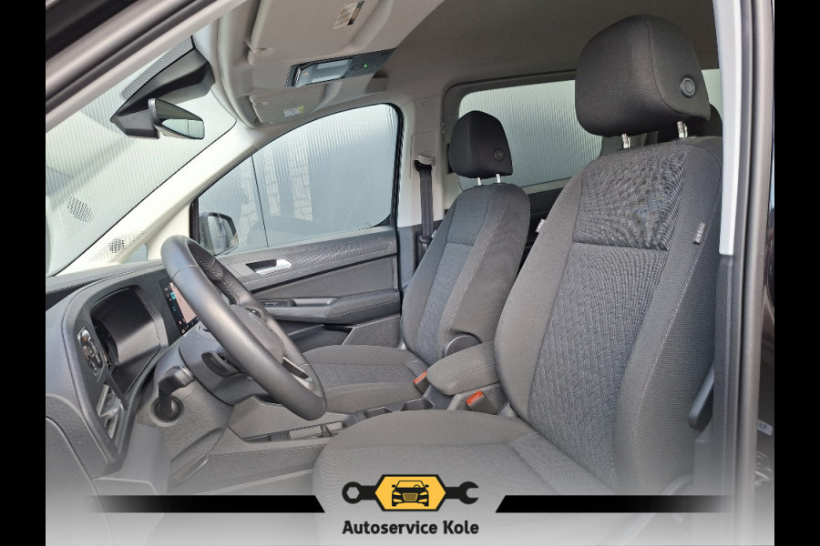 Volkswagen Caddy Maxi 1.5 TSI 115pk DSG AUT. * 7 Persoons * 13.000KM! * Navigatiesysteem * Stoelverwarming * ParkeerCamera *