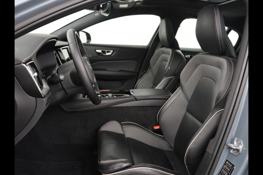 Volvo S60 2.0 Recharge T6 AWD Core | SOH 95,5% | Panoramadak | Stoel & Stuurverwarming | Pilot assist | Adaptive cruise | Navigatie | Bluetooth | Carplay | Climate control | Harman Kardon | DAB+