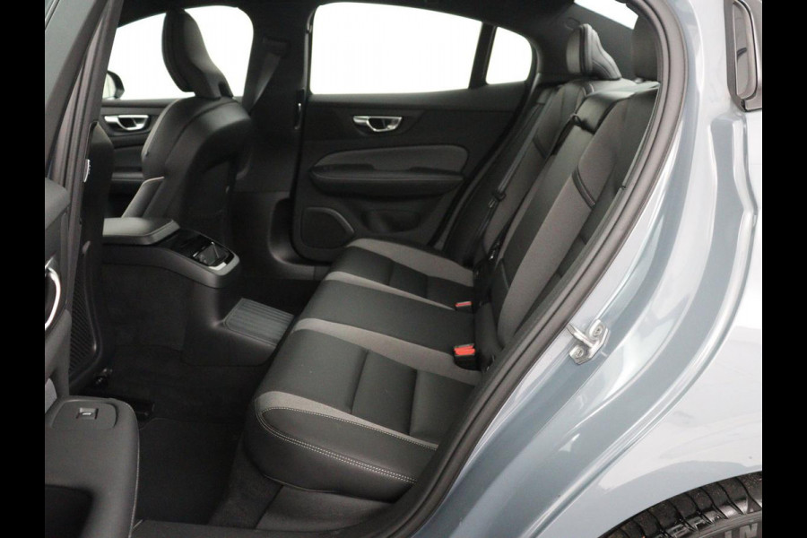 Volvo S60 2.0 Recharge T6 AWD Core | SOH 95,5% | Panoramadak | Stoel & Stuurverwarming | Pilot assist | Adaptive cruise | Navigatie | Bluetooth | Carplay | Climate control | Harman Kardon | DAB+