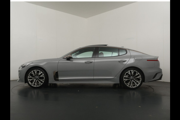 Kia Stinger 2.0 T-GDI GT-Line - GT-Line - Leer -  Automaat - 256 PK - Panorama dak - Perfecte staat -