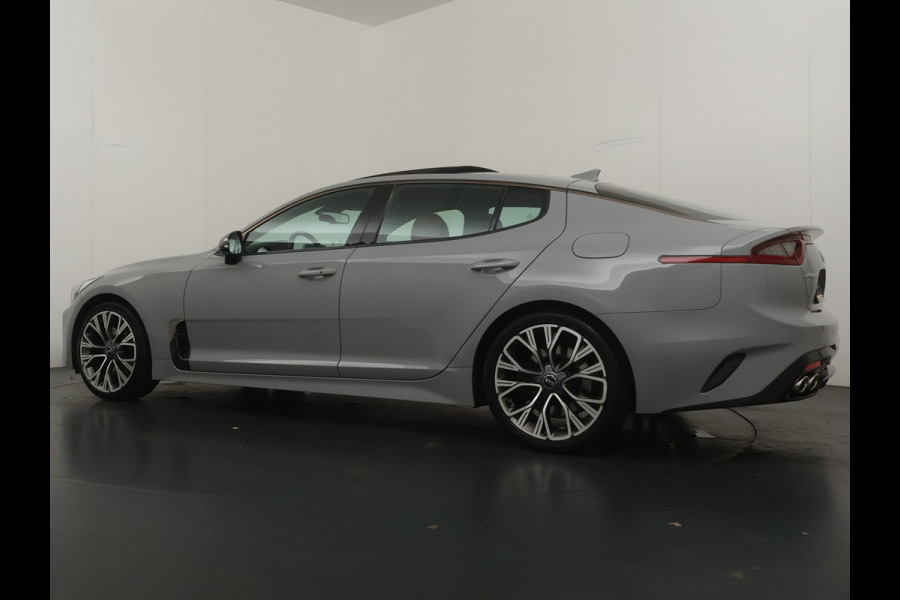 Kia Stinger 2.0 T-GDI GT-Line - GT-Line - Leer -  Automaat - 256 PK - Panorama dak - Perfecte staat -
