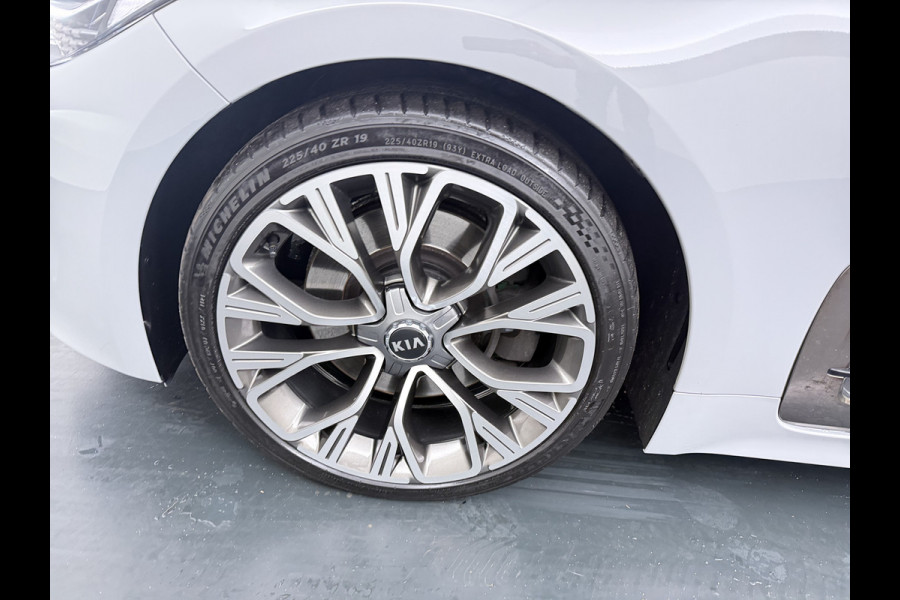 Kia Stinger 2.0 T-GDI GT-Line - GT-Line - Leer -  Automaat - 256 PK - Panorama dak - Perfecte staat -