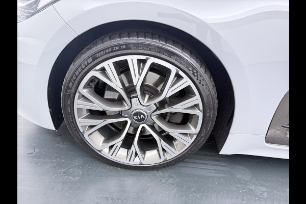 Kia Stinger 2.0 T-GDI GT-Line - GT-Line - Leer -  Automaat - 256 PK - Panorama dak - Perfecte staat -