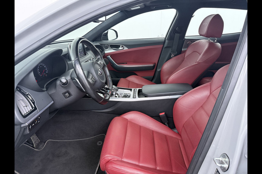 Kia Stinger 2.0 T-GDI GT-Line - GT-Line - Leer -  Automaat - 256 PK - Panorama dak - Perfecte staat -