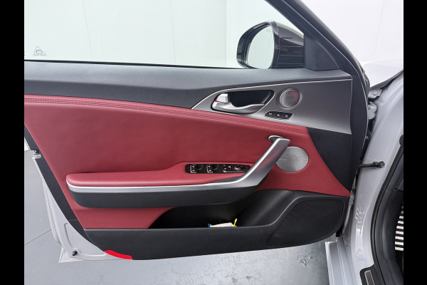 Kia Stinger 2.0 T-GDI GT-Line - GT-Line - Leer -  Automaat - 256 PK - Panorama dak - Perfecte staat -