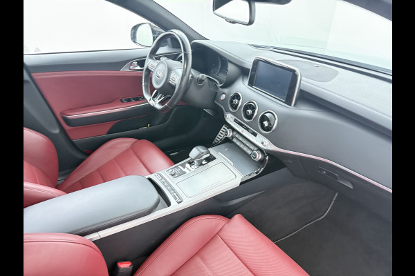 Kia Stinger 2.0 T-GDI GT-Line - GT-Line - Leer -  Automaat - 256 PK - Panorama dak - Perfecte staat -