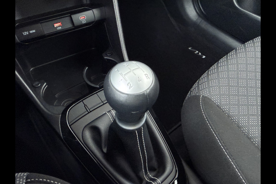Kia Picanto 1.0 DPI DynamicLine Airco - Apple Carplay/Android Auto - Cruise Control - Navigatie - Achteruitrijcamera -Fabrieksgarantie tot en met 07-2032