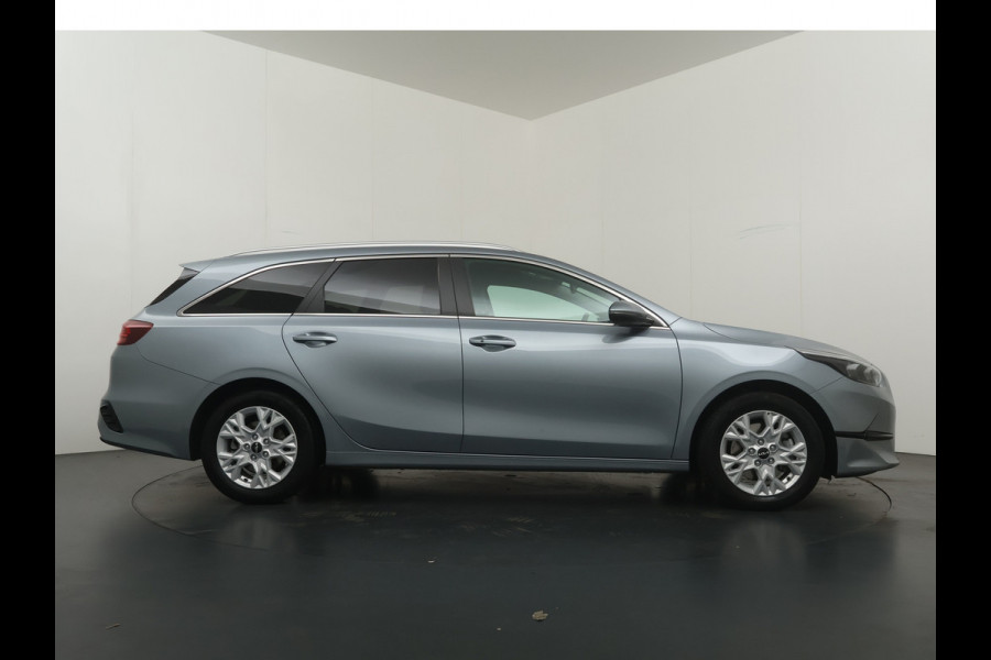 Kia Ceed Sportswagon 1.5 T-GDi DynamicPlusLine - Lichtmetalen Velgen - LED - Cruise Control - Stoel/Stuurverwarming - Dodehoek Detectie - Fabrieksgarantie Tot 2031