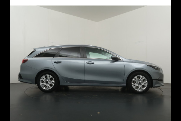 Kia Ceed Sportswagon 1.5 T-GDi DynamicPlusLine - Lichtmetalen Velgen - LED - Cruise Control - Stoel/Stuurverwarming - Dodehoek Detectie - Fabrieksgarantie Tot 2031
