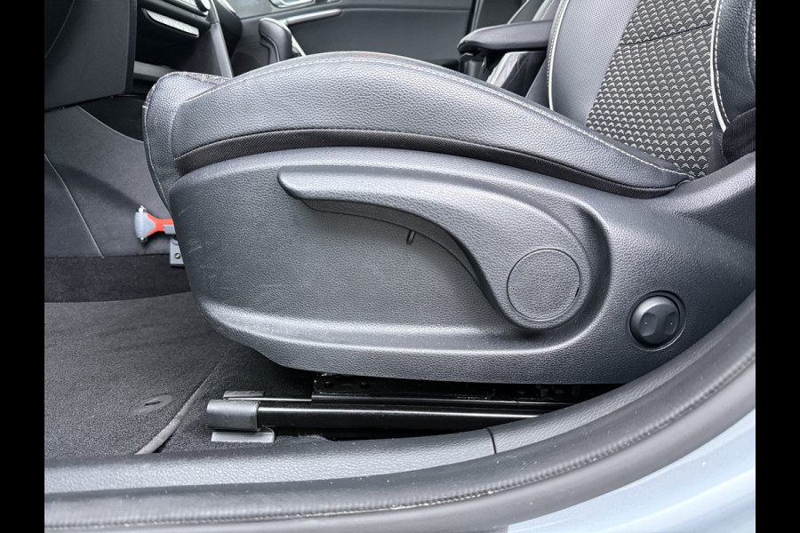 Kia Ceed Sportswagon 1.5 T-GDi DynamicPlusLine - Lichtmetalen Velgen - LED - Cruise Control - Stoel/Stuurverwarming - Dodehoek Detectie - Fabrieksgarantie Tot 2031