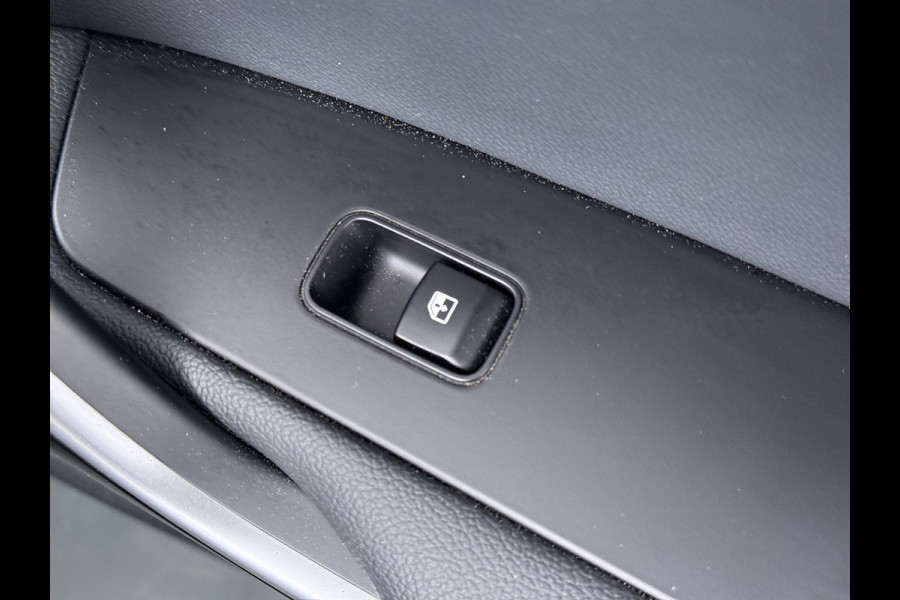 Kia Ceed Sportswagon 1.5 T-GDi DynamicPlusLine - Lichtmetalen Velgen - LED - Cruise Control - Stoel/Stuurverwarming - Dodehoek Detectie - Fabrieksgarantie Tot 2031