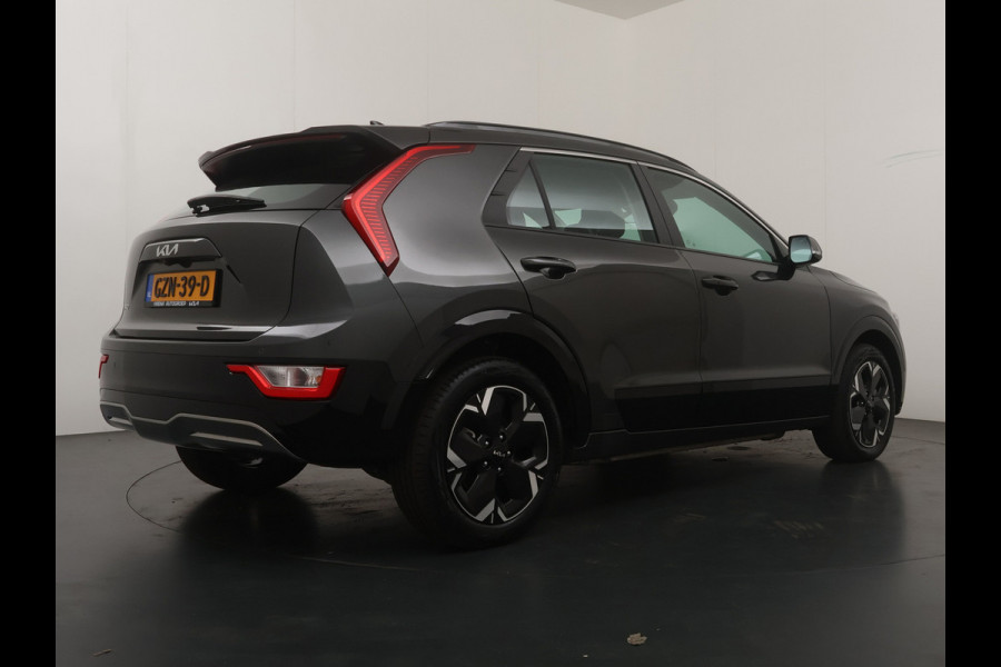 Kia Niro EV DynamicLine 64.8 kWh - Navigatie - Apple Carplay/Android Auto - Parkeersensoren voor en achter - Fabrieksgarantie tot 2032