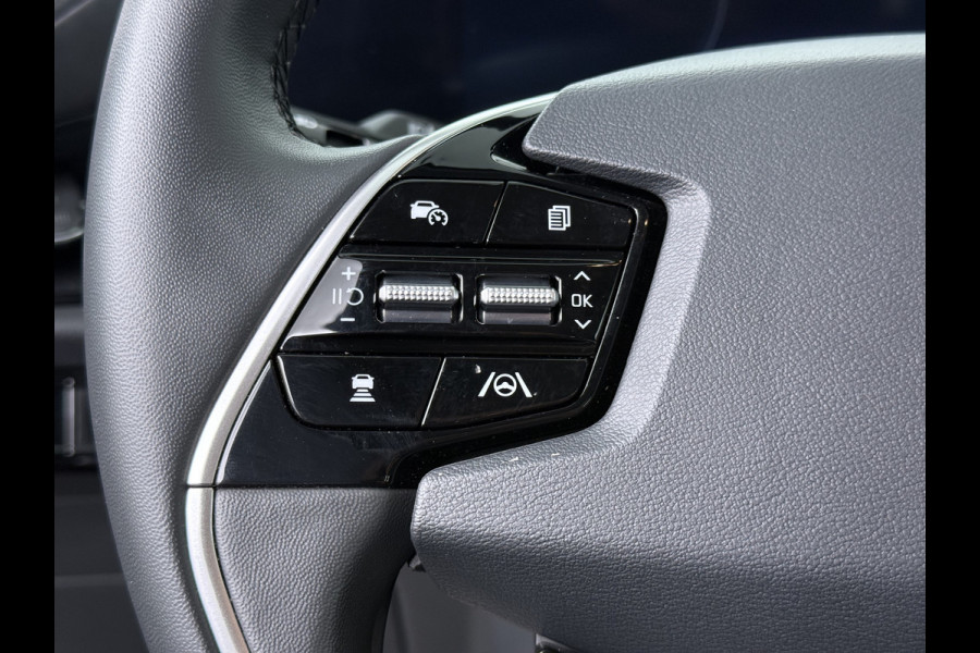 Kia Niro EV DynamicLine 64.8 kWh - Navigatie - Apple Carplay/Android Auto - Parkeersensoren voor en achter - Fabrieksgarantie tot 2032