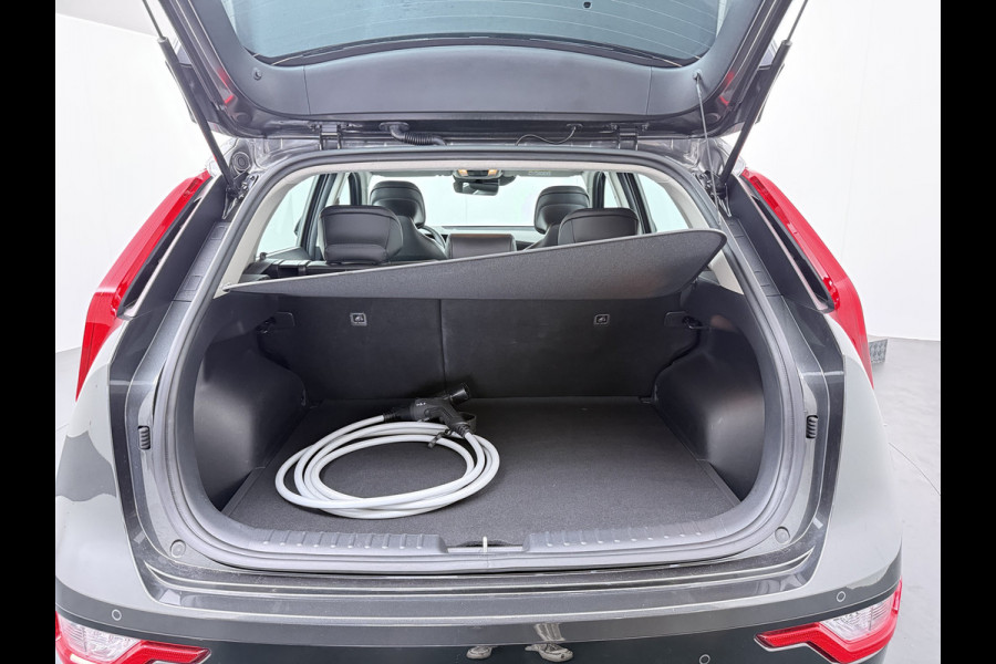 Kia Niro EV DynamicLine 64.8 kWh - Navigatie - Apple Carplay/Android Auto - Parkeersensoren voor en achter - Fabrieksgarantie tot 2032