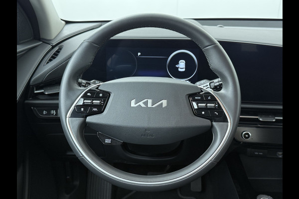 Kia Niro EV DynamicLine 64.8 kWh - Navigatie - Apple Carplay/Android Auto - Parkeersensoren voor en achter - Fabrieksgarantie tot 2032