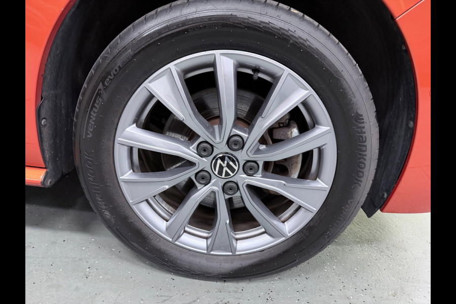 Volkswagen Multivan 1.4 eHybrid Energetic 7P PANO/NAVI/TREK-HAAK/CAM/ADAPT-CRUISE/DAB/CARPLAY///