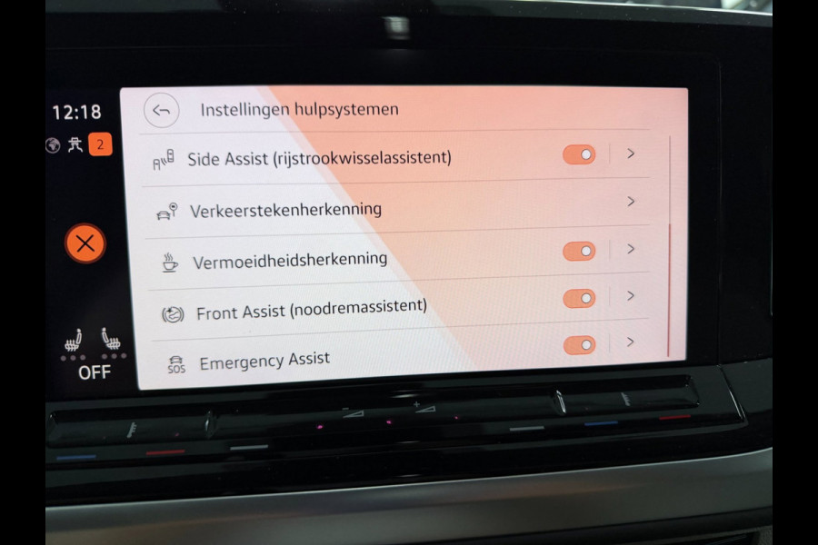 Volkswagen Multivan 1.4 eHybrid Energetic 7P PANO/NAVI/TREK-HAAK/CAM/ADAPT-CRUISE/DAB/CARPLAY///