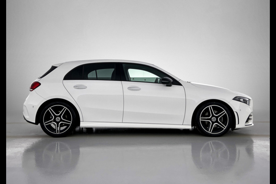 Mercedes-Benz A-Klasse 180 Premium Plus  Panoramadak | elct. bedienbare voor stoelen met memory | Navigatie | Parking support met camera achter | Inclusief 24 maanden MB Certified garantie voor Europa