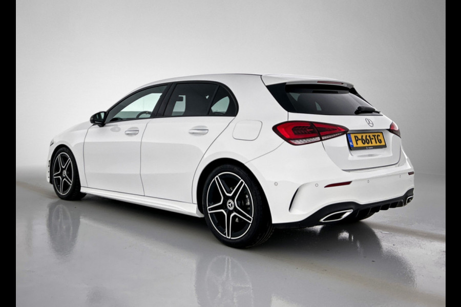 Mercedes-Benz A-Klasse 180 Premium Plus  Panoramadak | elct. bedienbare voor stoelen met memory | Navigatie | Parking support met camera achter | Inclusief 24 maanden MB Certified garantie voor Europa
