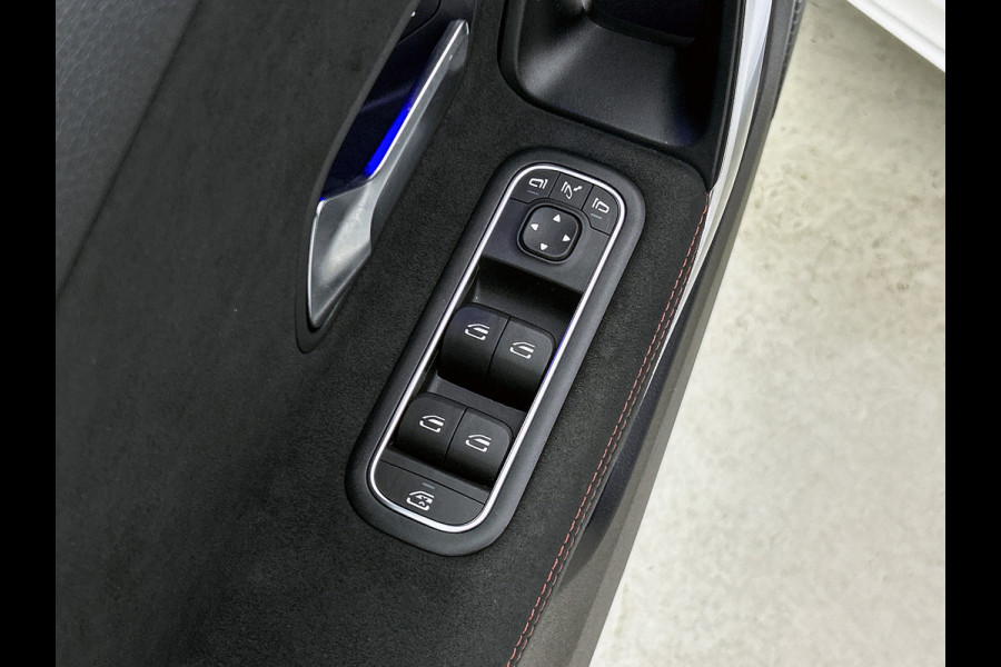 Mercedes-Benz A-Klasse 180 Premium Plus  Panoramadak | elct. bedienbare voor stoelen met memory | Navigatie | Parking support met camera achter | Inclusief 24 maanden MB Certified garantie voor Europa
