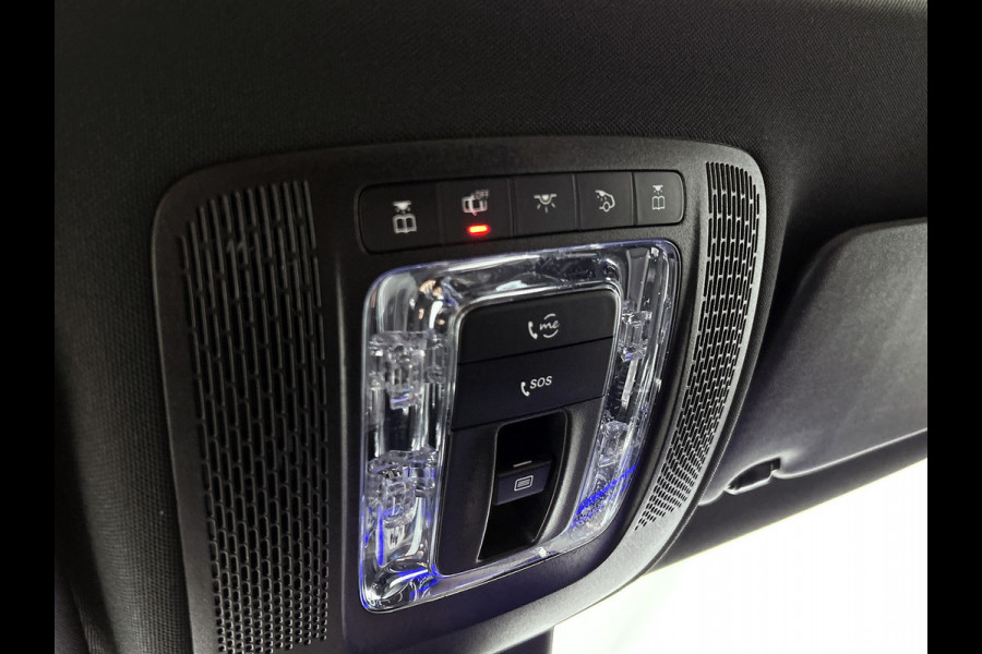 Mercedes-Benz A-Klasse 180 Premium Plus  Panoramadak | elct. bedienbare voor stoelen met memory | Navigatie | Parking support met camera achter | Inclusief 24 maanden MB Certified garantie voor Europa