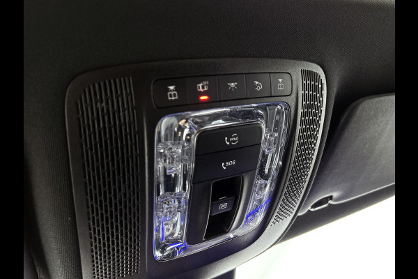 Mercedes-Benz A-Klasse 180 Premium Plus  Panoramadak | elct. bedienbare voor stoelen met memory | Navigatie | Parking support met camera achter | Inclusief 24 maanden MB Certified garantie voor Europa