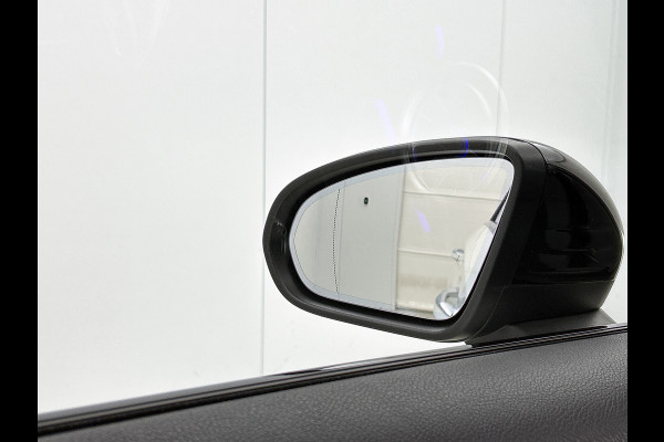 Mercedes-Benz A-Klasse 180 Premium Plus  Panoramadak | elct. bedienbare voor stoelen met memory | Navigatie | Parking support met camera achter | Inclusief 24 maanden MB Certified garantie voor Europa