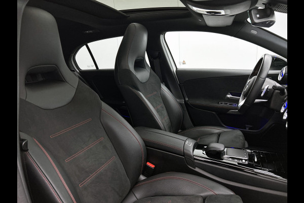 Mercedes-Benz A-Klasse 180 Premium Plus  Panoramadak | elct. bedienbare voor stoelen met memory | Navigatie | Parking support met camera achter | Inclusief 24 maanden MB Certified garantie voor Europa