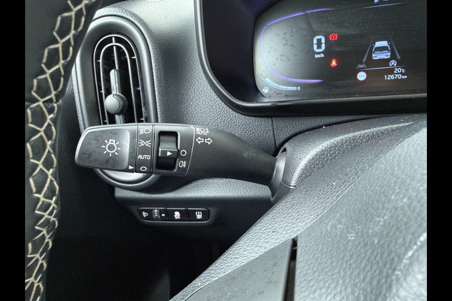 Kia Picanto 1.0 DPI DynamicLine - Achteruitrij camera - Navigatie - Airco - Cruise controle - Fabrieksgarantie tot 07-2032