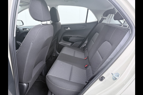 Kia Picanto 1.0 DPI DynamicLine - Achteruitrij camera - Navigatie - Airco - Cruise controle - Fabrieksgarantie tot 07-2032