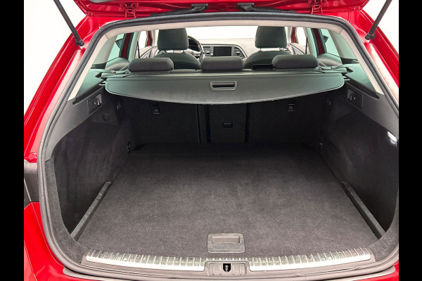 Seat Leon ST 1.0 TSI FR Business Intense | Trekhaak | Panoramadak | Stoelverwarming | Carplay | Camera | Adapt. Cruise |
