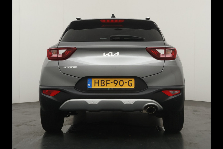 Kia Stonic 1.0 T-GDi MHEV DynamicPlusLine - Apple/Android Carplay - Navigatie - Cruise Control - Stoel/Stuurverwarming - Lichtmetalen Velgen - Fabrieksgarantie t/m 28-01-2032