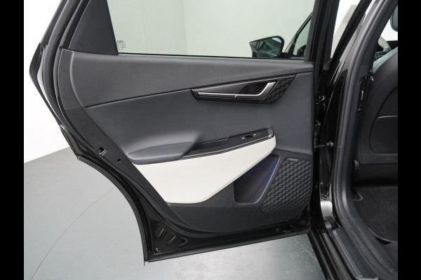 Kia Ev6 GT-Line 84 kWh - Navigatie - LED Koplampen - Stoelverkoeling - Climate Control - Adaptief Cruise Control - Lichtmetalen Velgen - Fabrieksgarantie Tot 2031