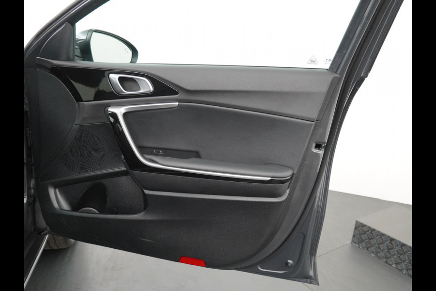 Kia Xceed 1.5 T-GDi DynamicPlusLine Airco - Apple Carplay/Android Auto - Cruise Control - Dodehoekdetectie - Navigatie - Fabrieksgarantie tot 03-2031