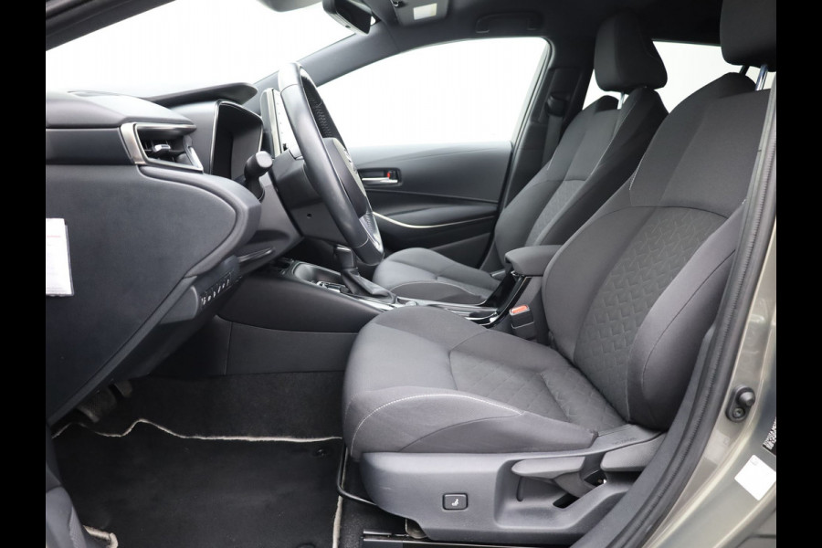 Toyota Corolla Touring Sports 1.8 Hybrid Dynamic | Keyless | Trekhaak | Stuur & Stoel verwarming | Prijs Rijklaar!!
