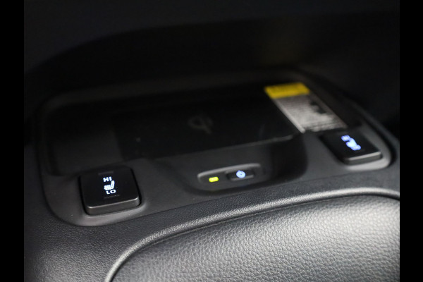 Toyota Corolla Touring Sports 1.8 Hybrid Dynamic | Keyless | Trekhaak | Stuur & Stoel verwarming | Prijs Rijklaar!!
