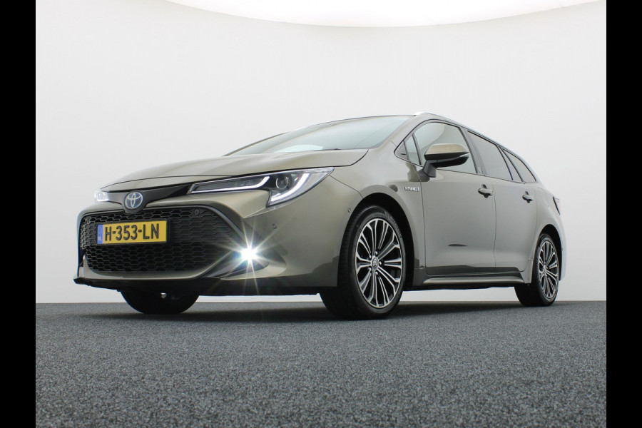 Toyota Corolla Touring Sports 1.8 Hybrid Dynamic | Keyless | Trekhaak | Stuur & Stoel verwarming | Prijs Rijklaar!!