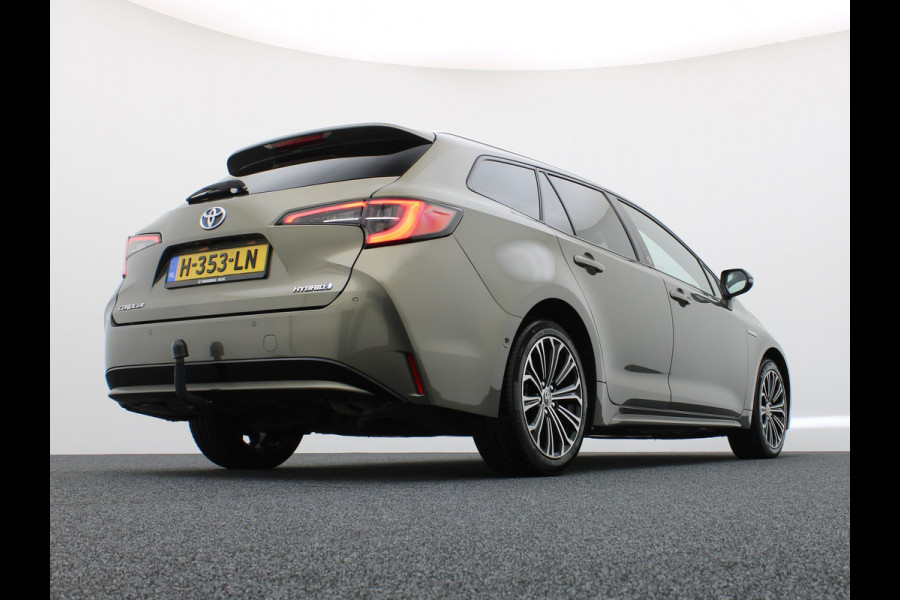 Toyota Corolla Touring Sports 1.8 Hybrid Dynamic | Keyless | Trekhaak | Stuur & Stoel verwarming | Prijs Rijklaar!!