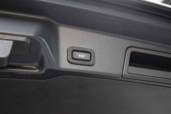 Land Rover Range Rover Evoque 2.0 P200 AWD R-Dynamic Navi|Panoramadak|Leder|Head-up|200pk!|Org.NL|ACC|Dealer Onderhouden