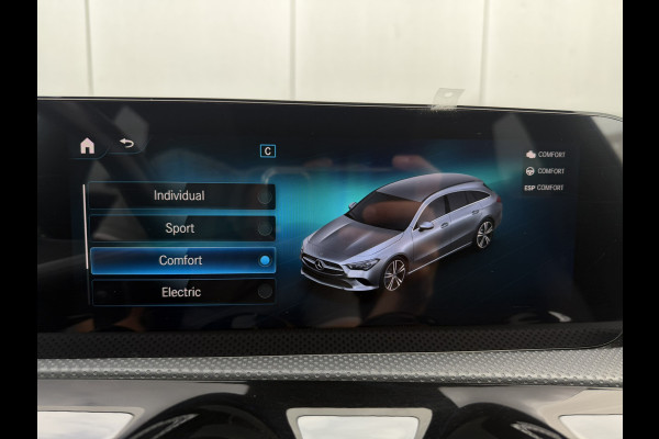 Mercedes-Benz CLA-Klasse Shooting Brake 250 e AMG Line | Panoramadak | Elek. Trekhaak | Sfeerverlichting | Widescreen | Carplay | LED