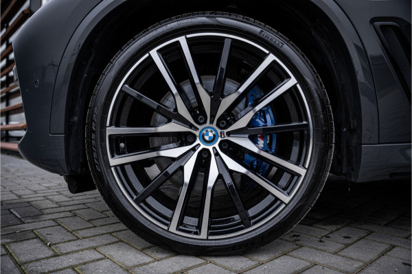 BMW X5 xDrive45e High Executive - M-sport l Dravit Grau l Swarovski l Panorama l Laser