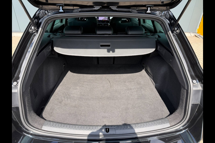 CUPRA Leon Sportstourer 1.4 e-Hybrid 245pk VZ * Navigatiesysteem * AUTOMAAT * Stoelverwarming * Virtual Cockpit *