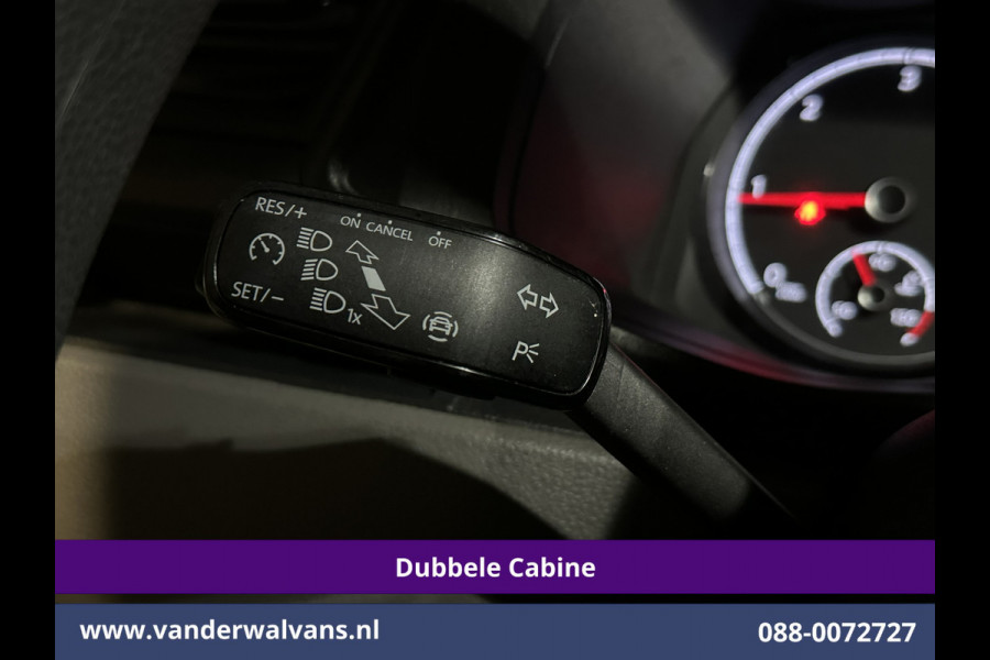 Volkswagen Transporter 2.0 TDI 150pk Automaat L2H1 Dubbele Cabine Euro6 Airco | 6-Zits | Camera | Navigatie | Apple Carplay | Cruisecontrol Android Auto, Stoelverwarming, 2500kg Trekhaak, Achterklep