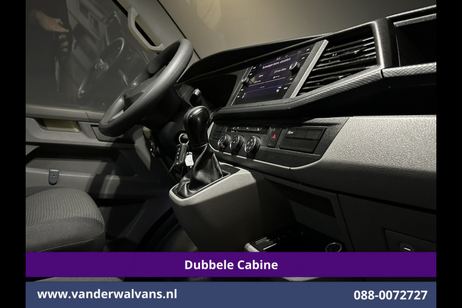 Volkswagen Transporter 2.0 TDI 150pk Automaat L2H1 Dubbele Cabine Euro6 Airco | 6-Zits | Camera | Navigatie | Apple Carplay | Cruisecontrol Android Auto, Stoelverwarming, 2500kg Trekhaak, Achterklep