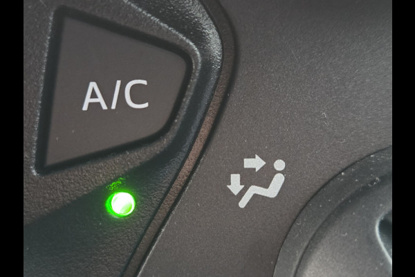 Peugeot 108 1.0 e-VTi Allure uitvoering automaat 5 deurs airco 1e eigenaar !!!