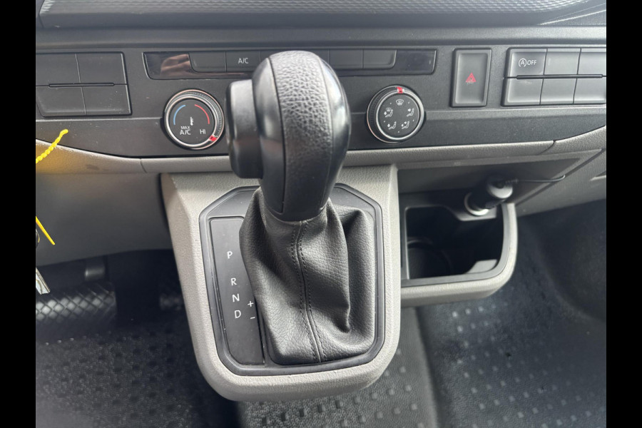 Volkswagen Transporter 2.0 TDI L2H1*AUTOM*NAVI*CRUISE*HAAK*A/C*CAM*TEL(
