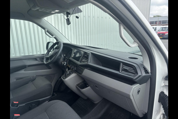 Volkswagen Transporter 2.0 TDI L2H1*AUTOM*NAVI*CRUISE*HAAK*A/C*CAM*TEL(