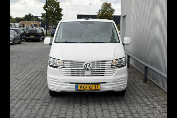 Volkswagen Transporter 2.0 TDI L2H1*AUTOM*NAVI*CRUISE*HAAK*A/C*CAM*TEL(