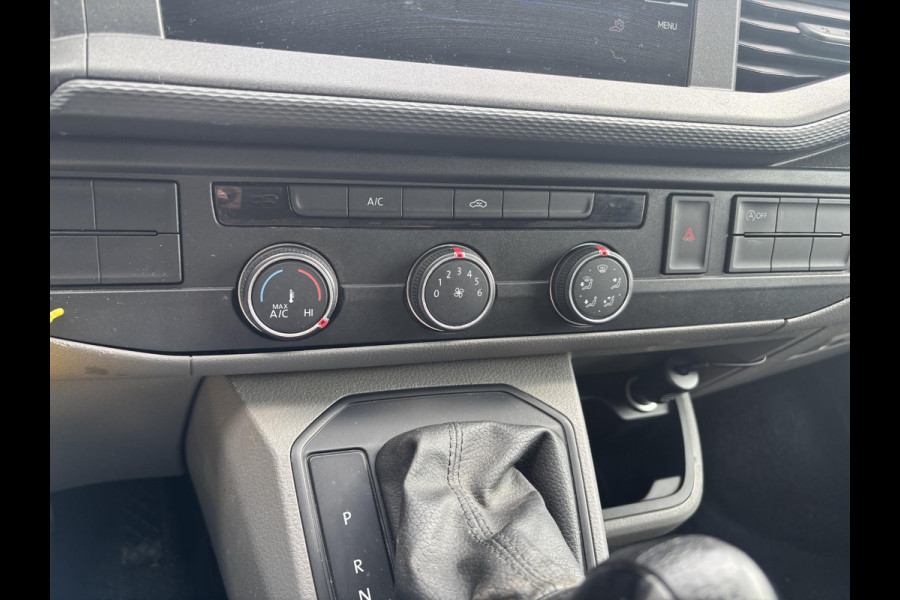 Volkswagen Transporter 2.0 TDI L2H1*AUTOM*NAVI*CRUISE*HAAK*A/C*CAM*TEL(