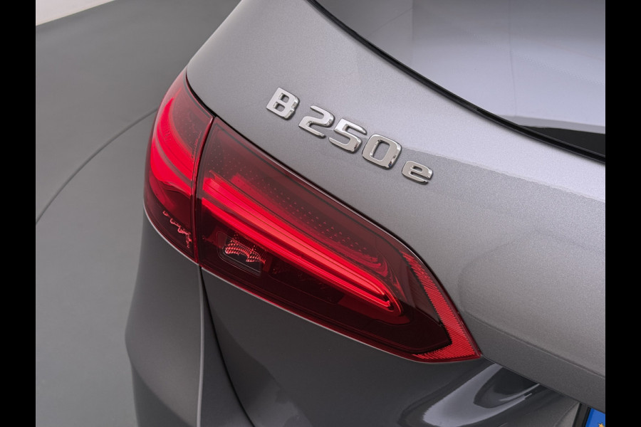 Mercedes-Benz B-Klasse B 250 e AMG line | Panorama Memory HUD Keyless 360